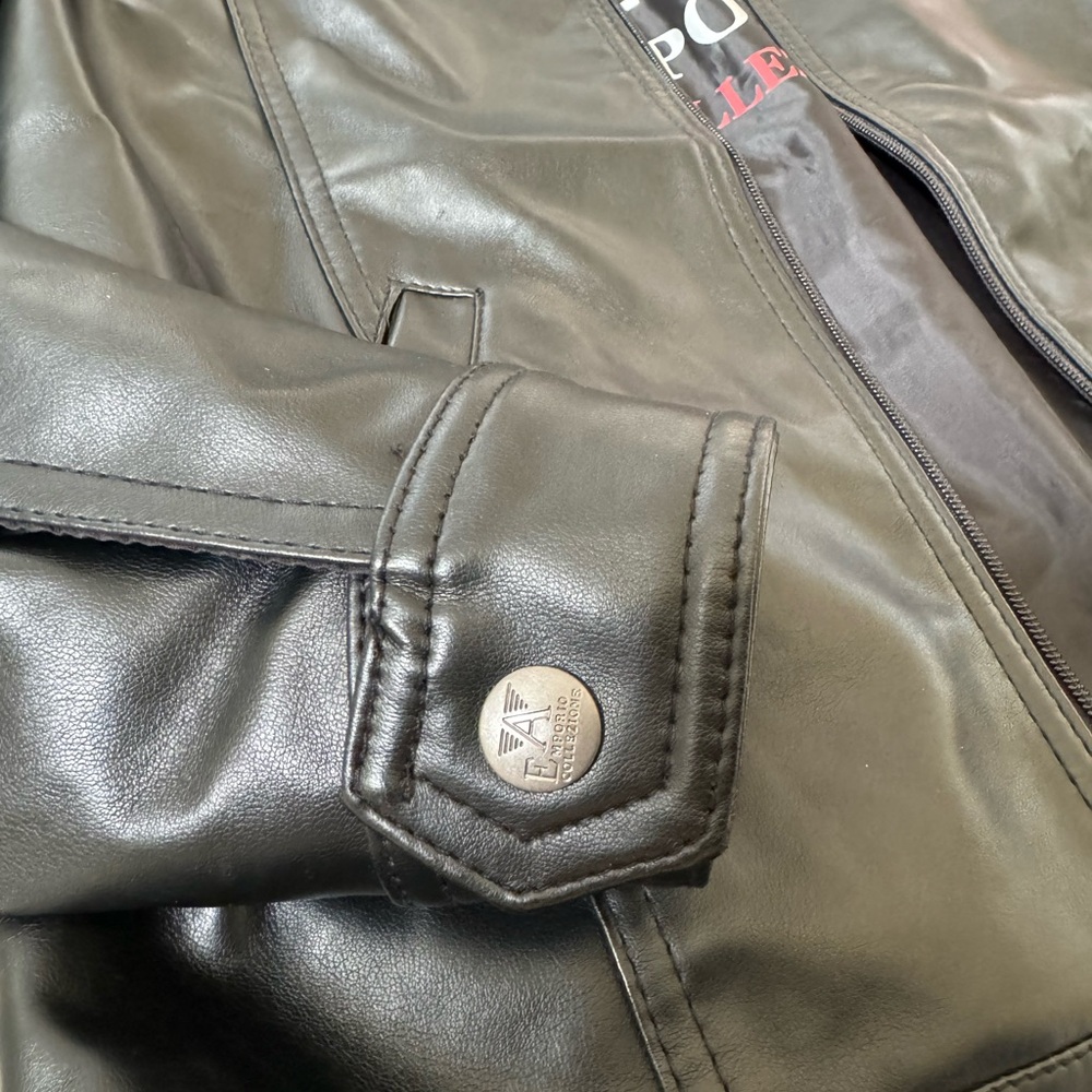 Emporio ♠️ Armani Jacket ♠️ - Picture 6 of 7